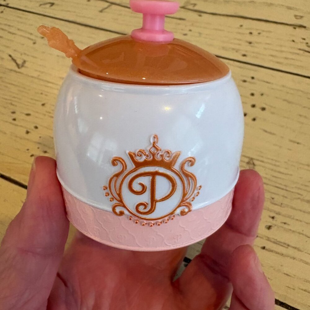 Disney Princess Style Collection Sweet Stylin' Tea Set - Picture 6 of 12